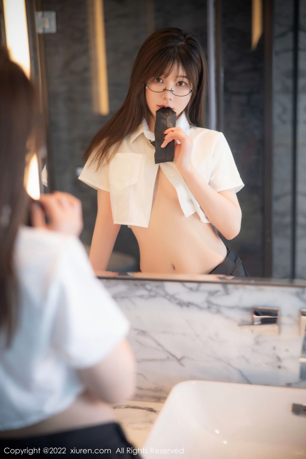 秀人网美女模特婠婠么学妹JK制服搭配长袜系列性感写真
