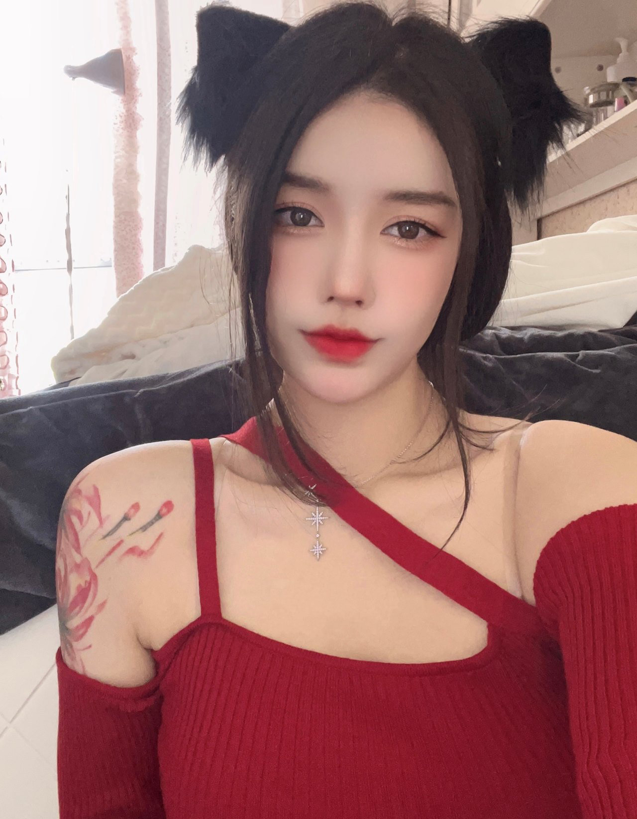 二次元动漫美女双腿COSPLAY超污大尺度害羞女同学_爱美女