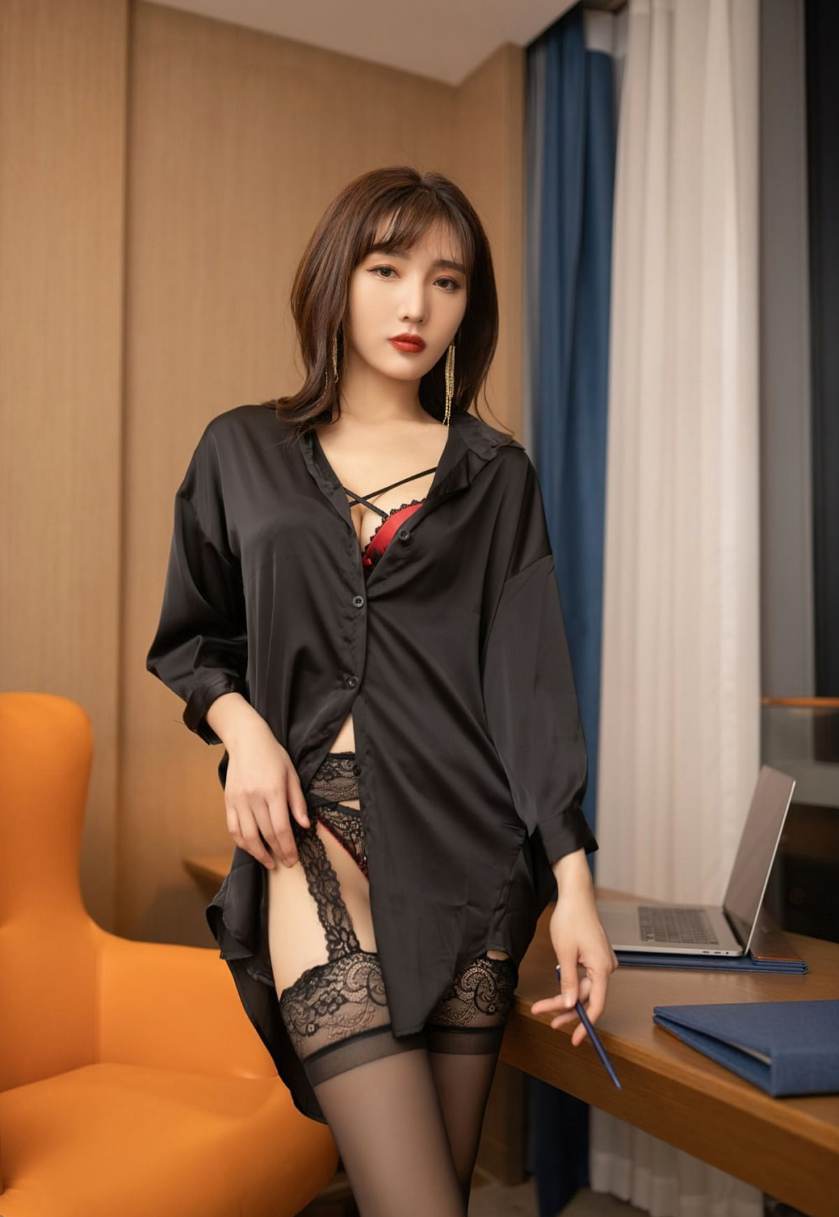 极品风骚秘书大尺度床戏激情戏裸戏888人体芝术_爱美女