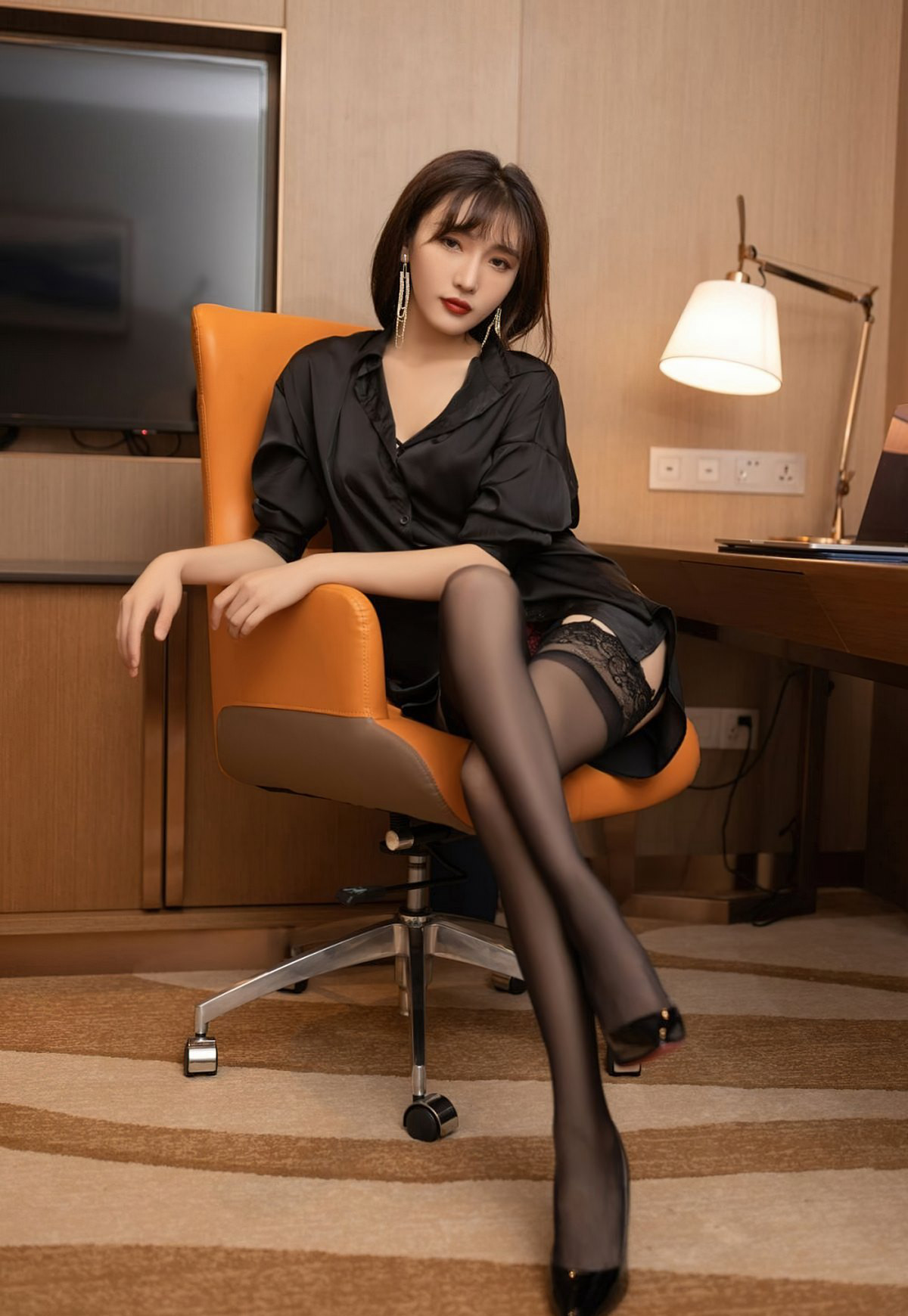 极品风骚秘书大尺度床戏激情戏裸戏888人体芝术_爱美女