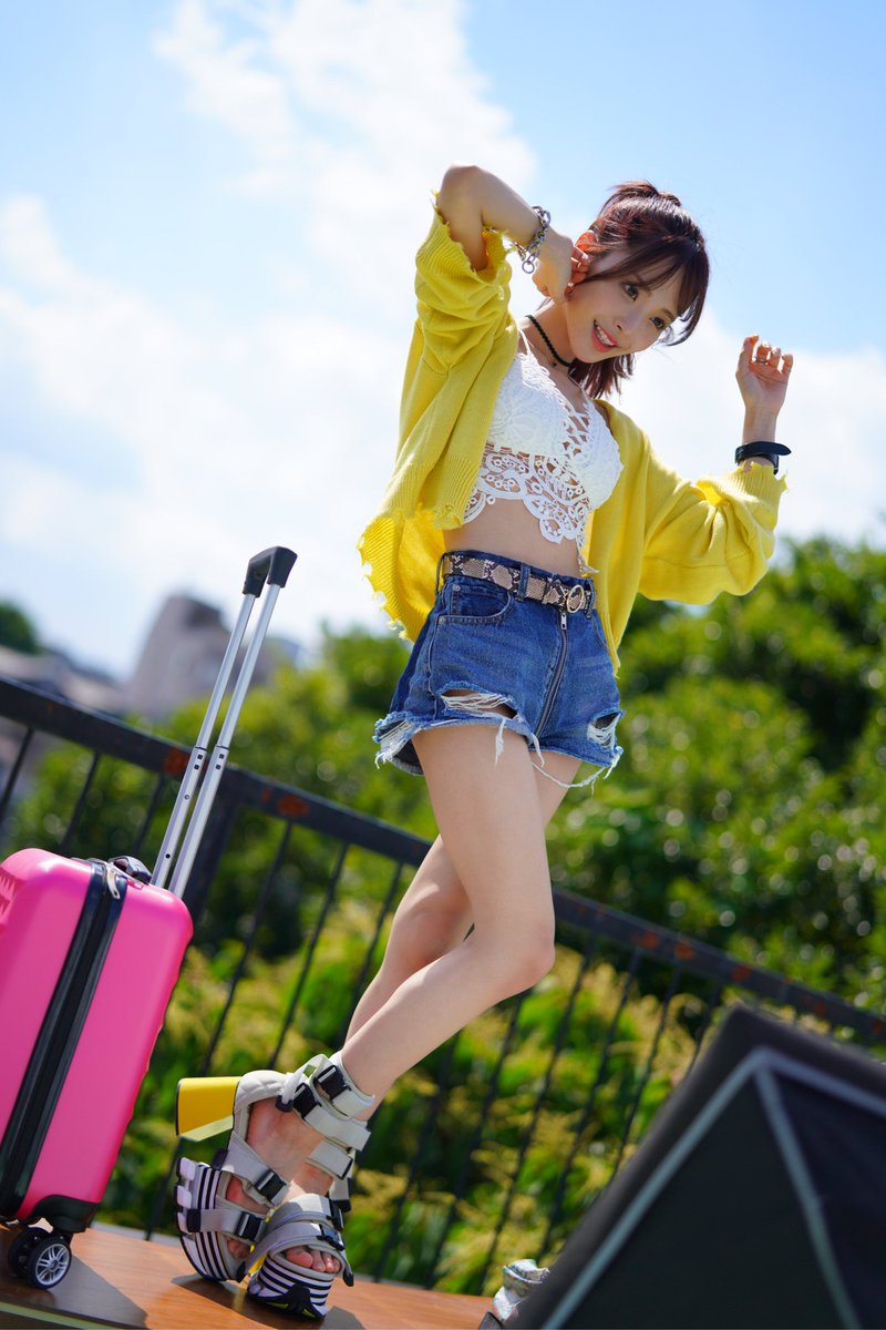 颜值与身材俱佳的美少女 桃乃木香奈美图鉴赏