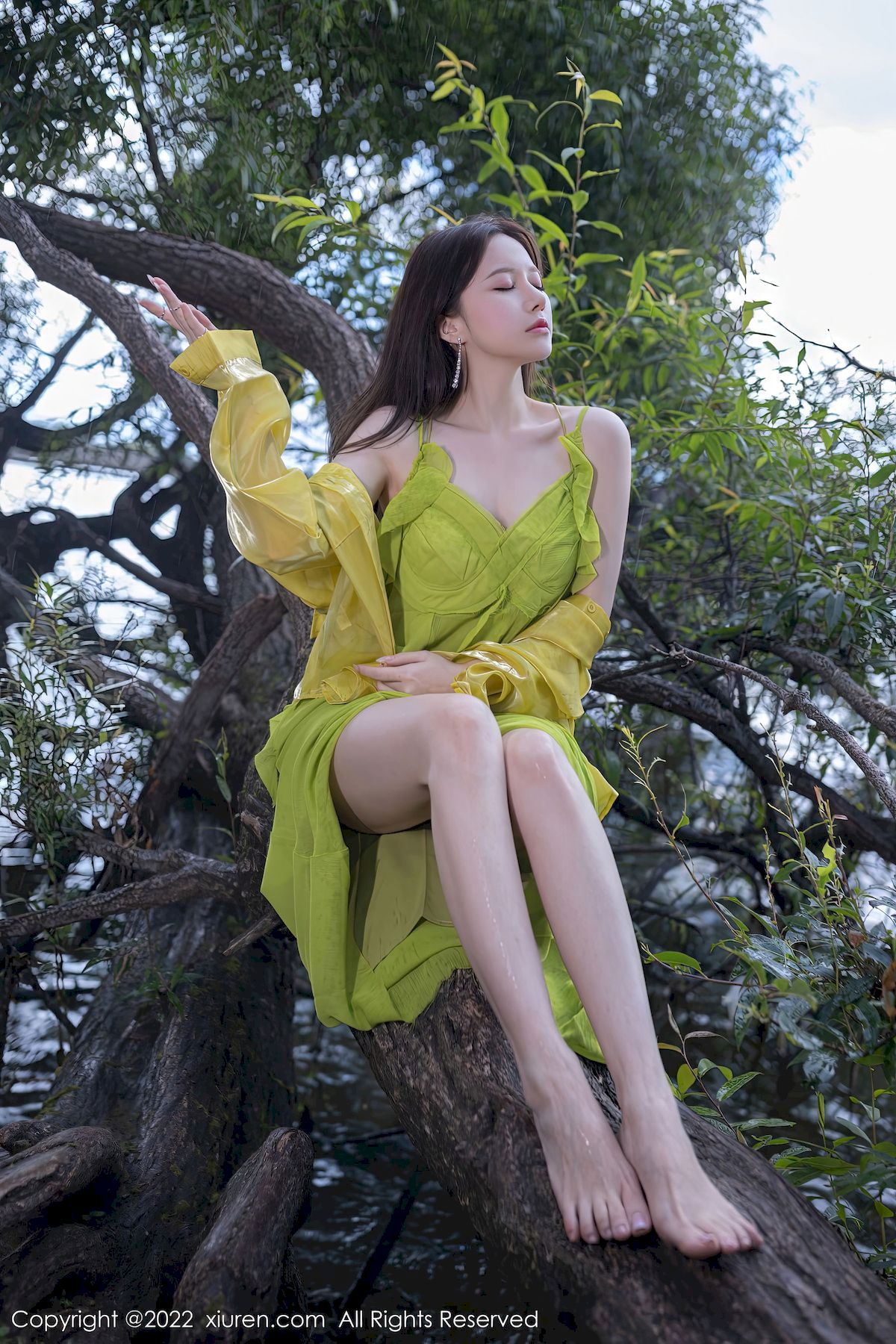 秀人网美女模特鱼子酱Fish多套长裙服饰春夏秋冬四季旅拍