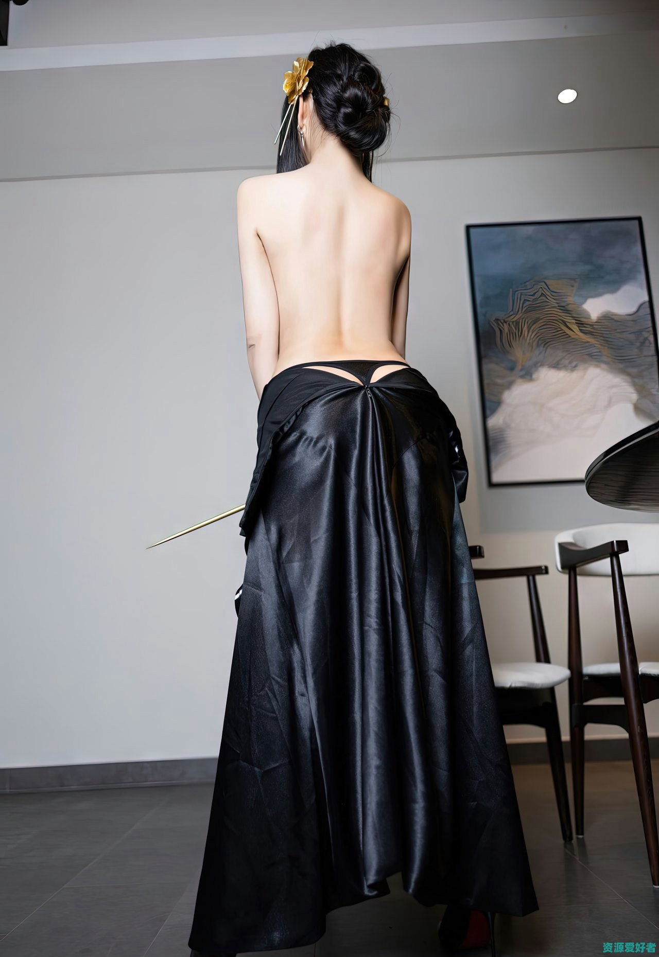 杨晨晨黑丝丁字裤臀部诱惑美女模特美女极品粉嫩美鲍20p图_爱美女