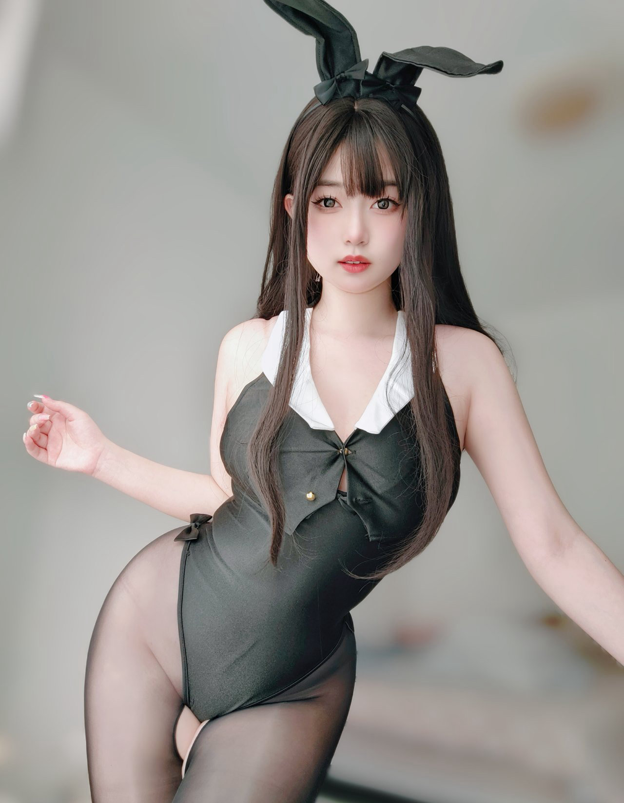 极品黑丝无内COSPLAY美女丰满高翘臀丁字裤情趣写真_爱美女