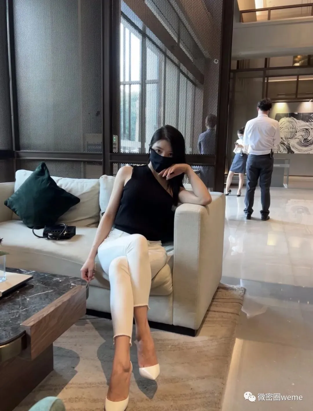 微密圈99年撸铁女孩健身博主:金希儿,网友都说这身材简直绝绝子 | 黑料正能量