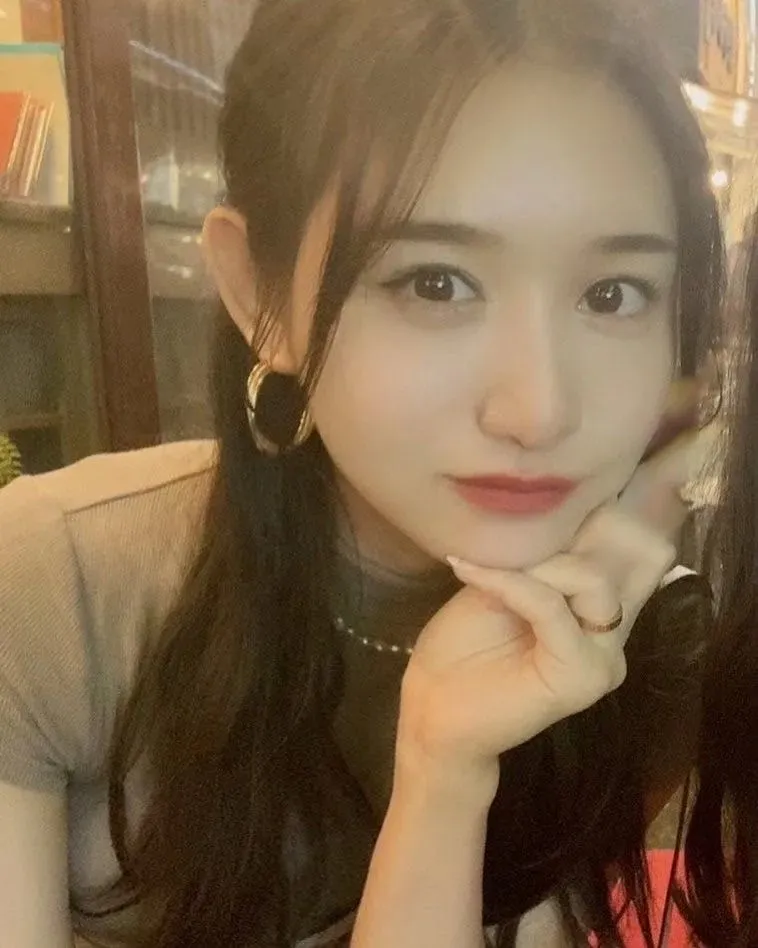 星奈爱—业界劳模,出道两年作品超过300部! | 黑料正能量