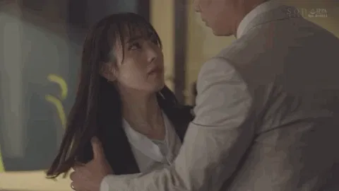 三上悠亚隐退,谁会成为新的业界女王 | 黑料正能量