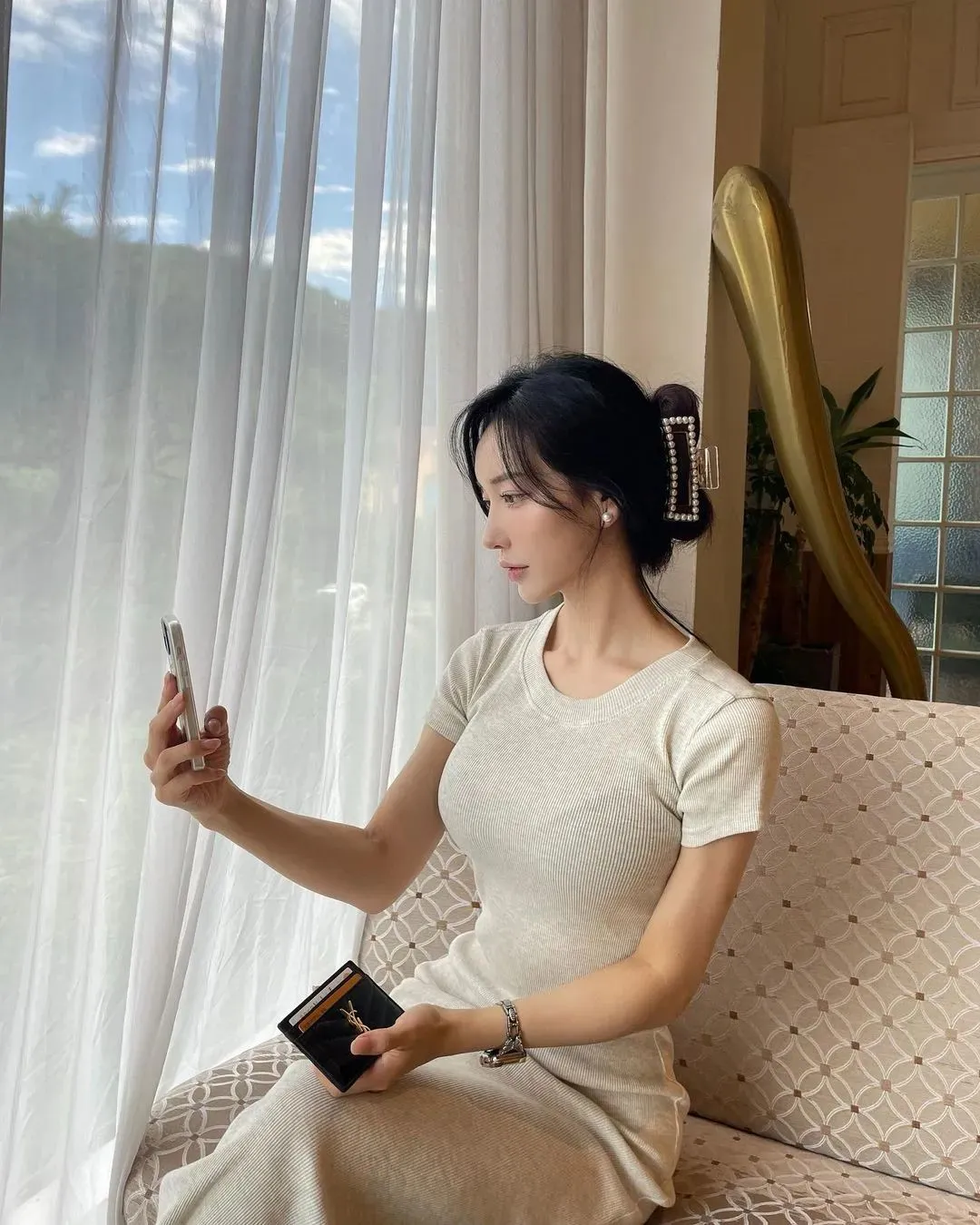 韩国网红yetto,美好身材,大方展示,钟爱紧身衣,却是位宅女 | 黑料正能量