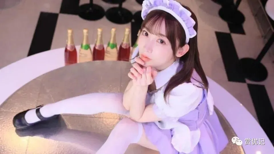 七濑爱丽丝——颜面最强女老师,身材好、曾和黑人合作 | 黑料正能量