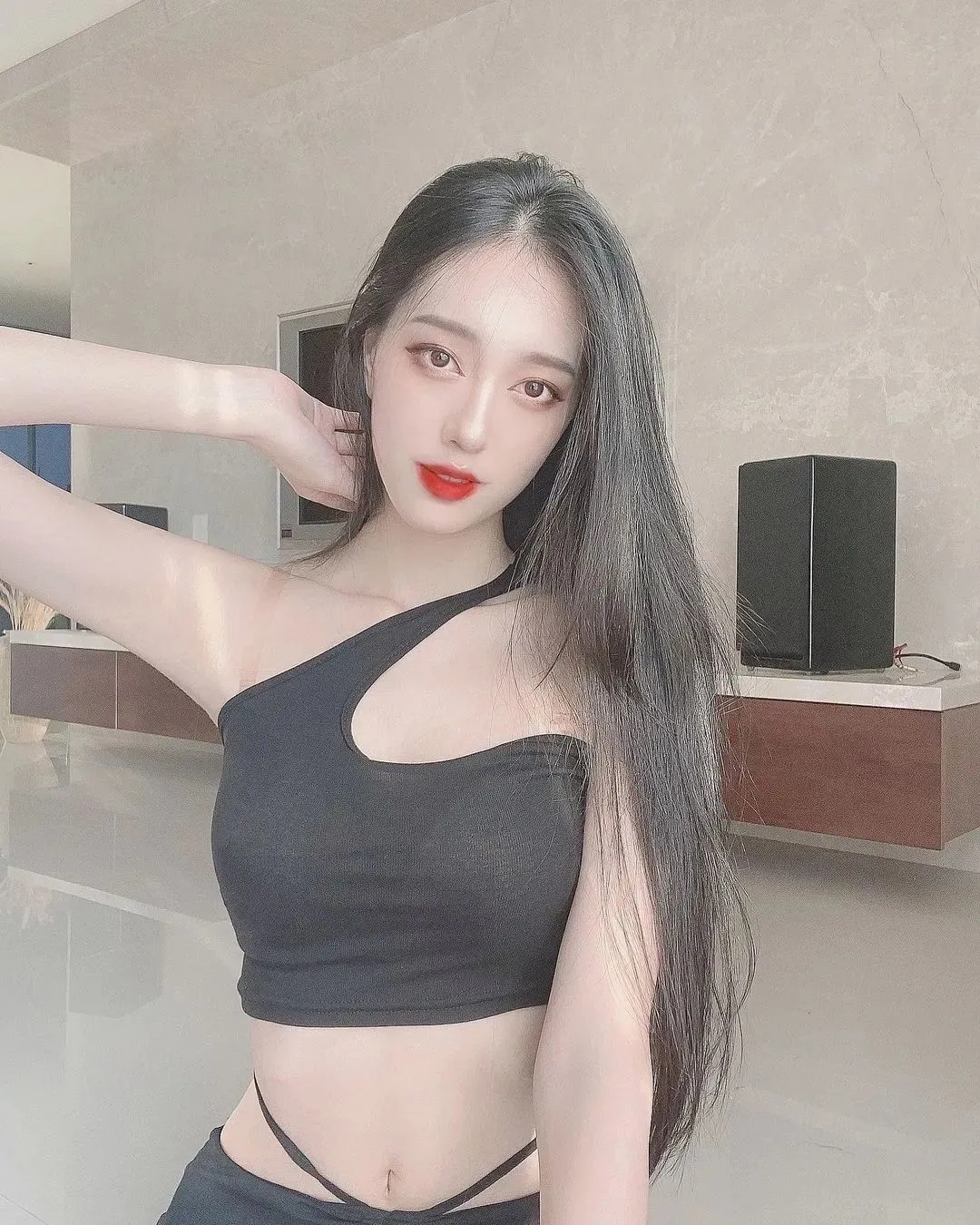 ins台湾网红chiangbbbb个人资料介绍(附生活照写真图片) | 黑料正能量