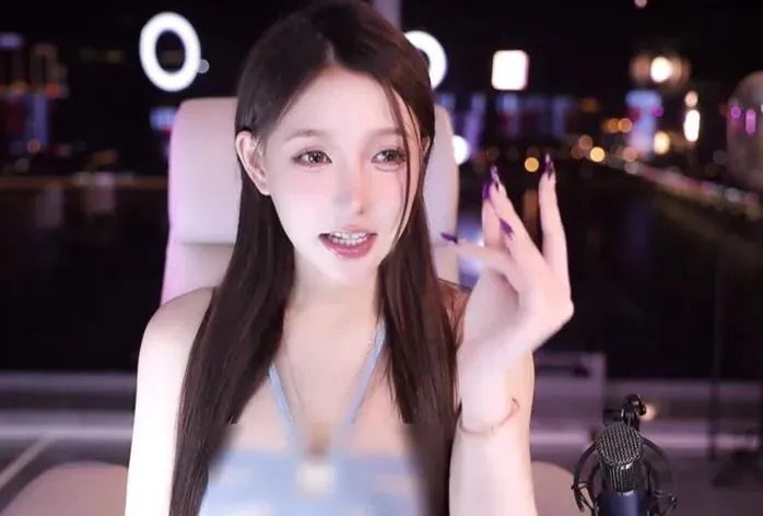 米娜自爆曾发展过“线下生意”,有粉丝花费高价,买她穿过的衣服 | 黑料正能量