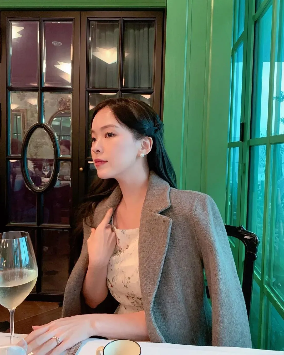 韩国百万粉丝网红荷娜:气质出众,饱满身材(附个人资料写真图片) | 黑料正能量