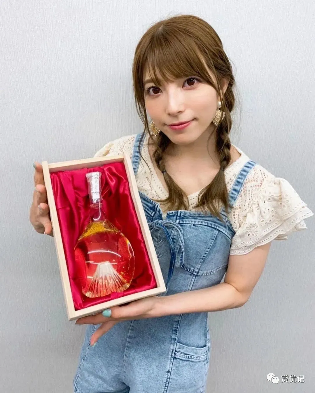 上原亚衣—出道仅两年就成为DMM第一女优 | 黑料正能量