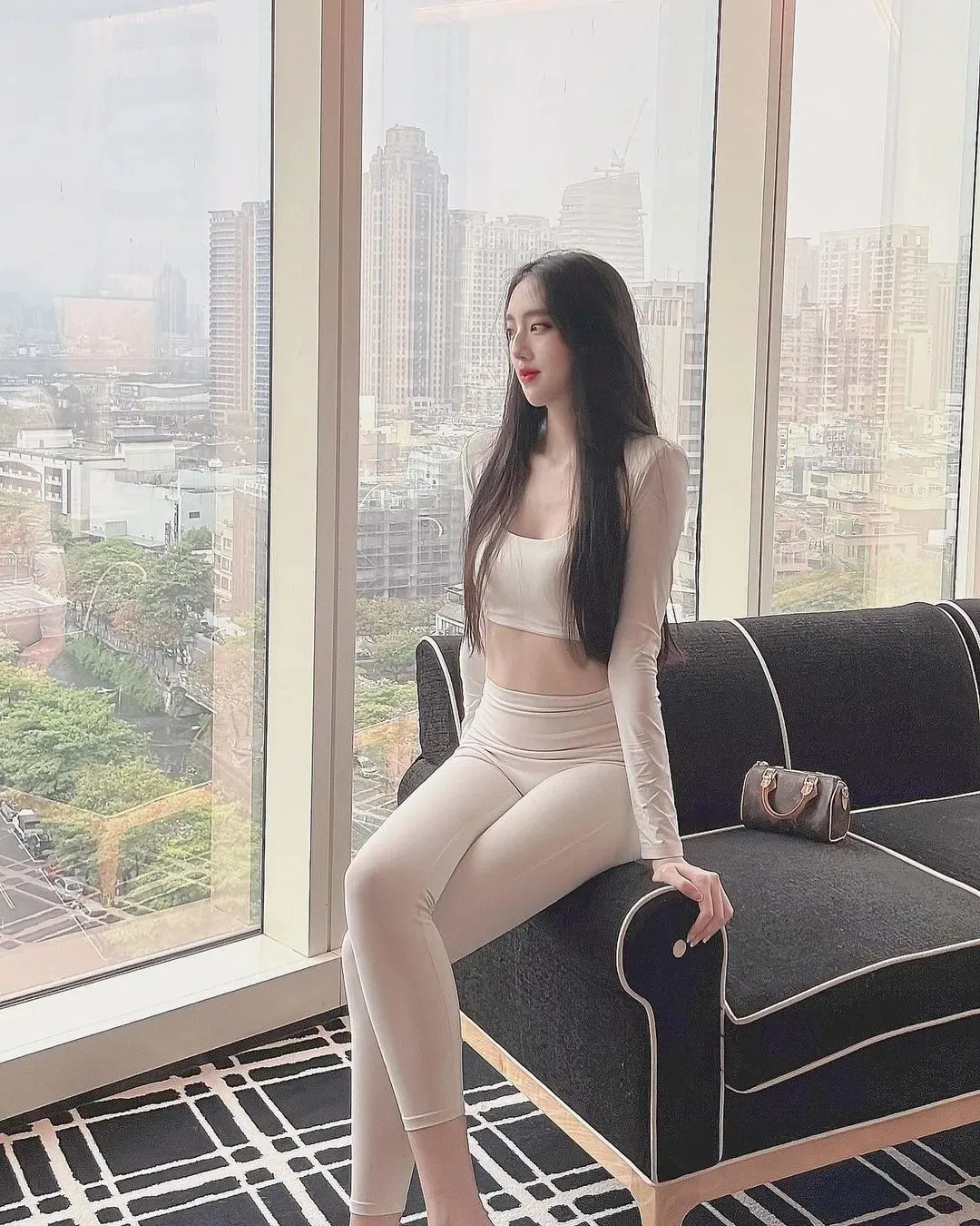 ins台湾网红chiangbbbb个人资料介绍(附生活照写真图片) | 黑料正能量