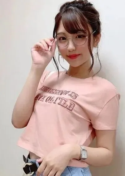 木下日葵,那么美还那么努力 | 黑料正能量