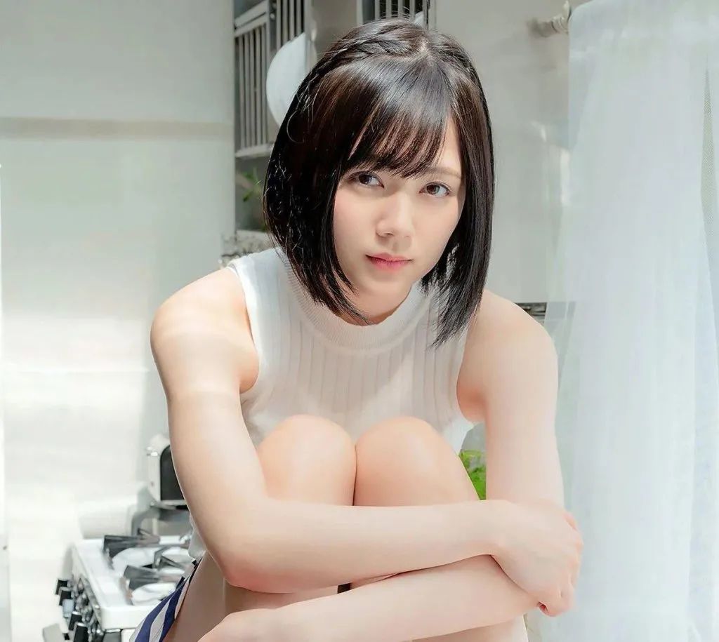 车牌番号小编作品:凉森玲梦,业界纯欲天花板! | 黑料正能量