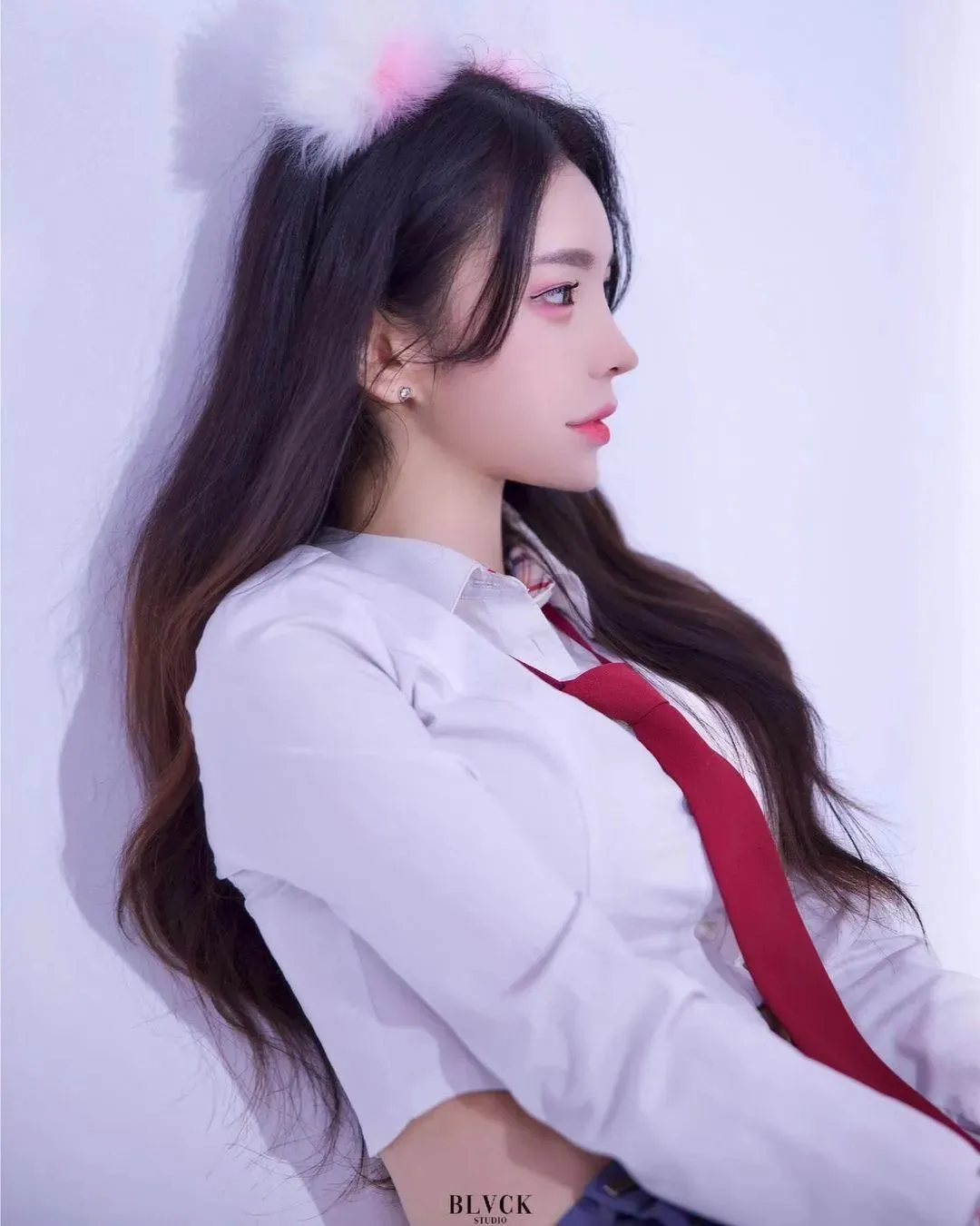 韩国网红1loo4,曲线玲珑,完美大长腿,大胆秀身材 | 黑料正能量