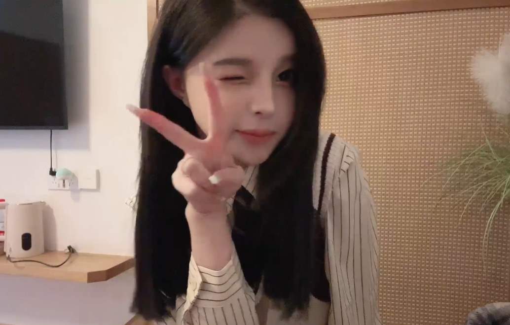 苏恩回应与王校长关系,他搞笑很有趣还会做人,过生日随手就送包 | 黑料正能量