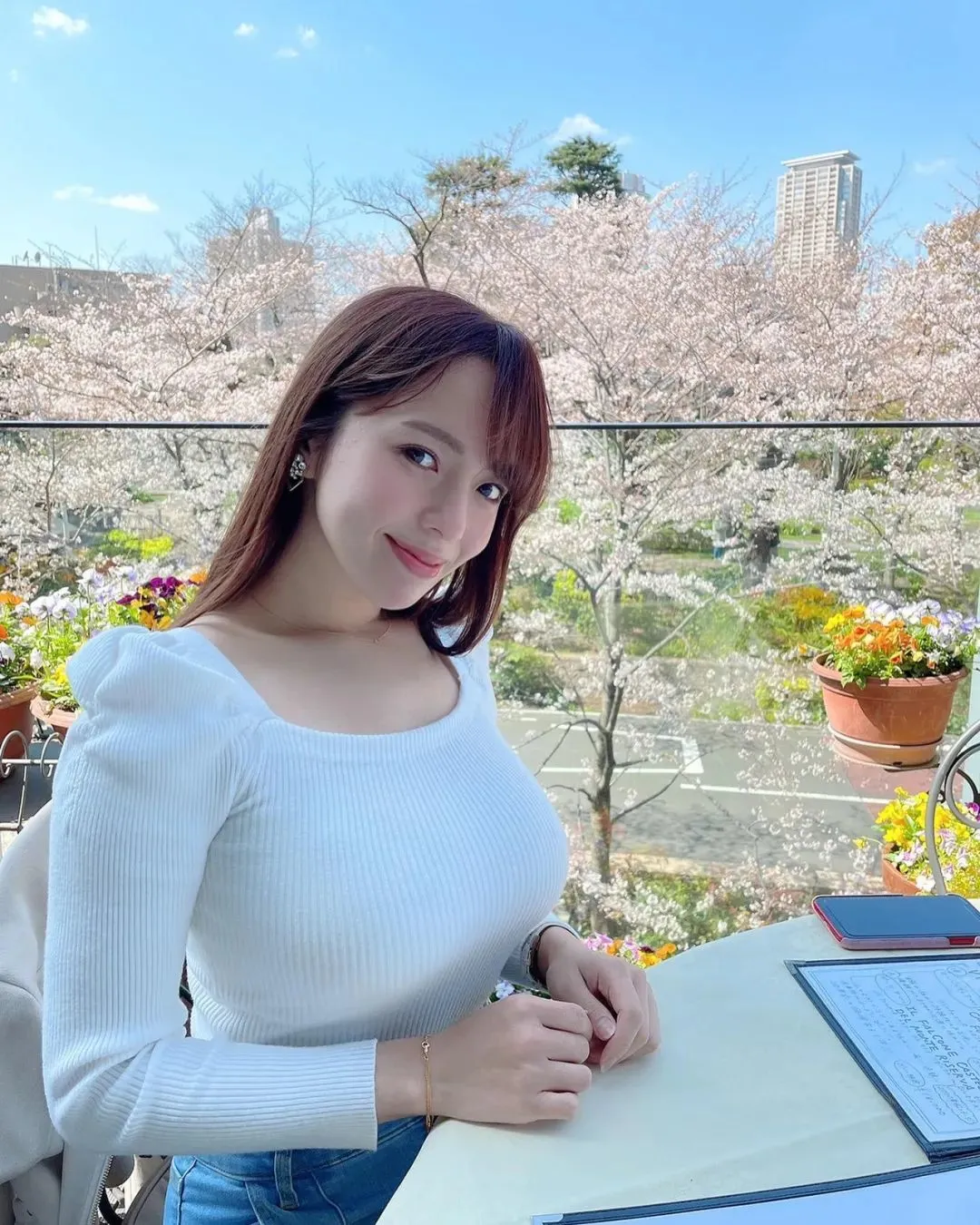 车牌番号小编作品:三岛奈津子,绝世大灯!33岁的有夫之妇 | 黑料正能量