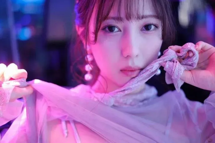 三上悠亚隐退,谁会成为新的业界女王 | 黑料正能量