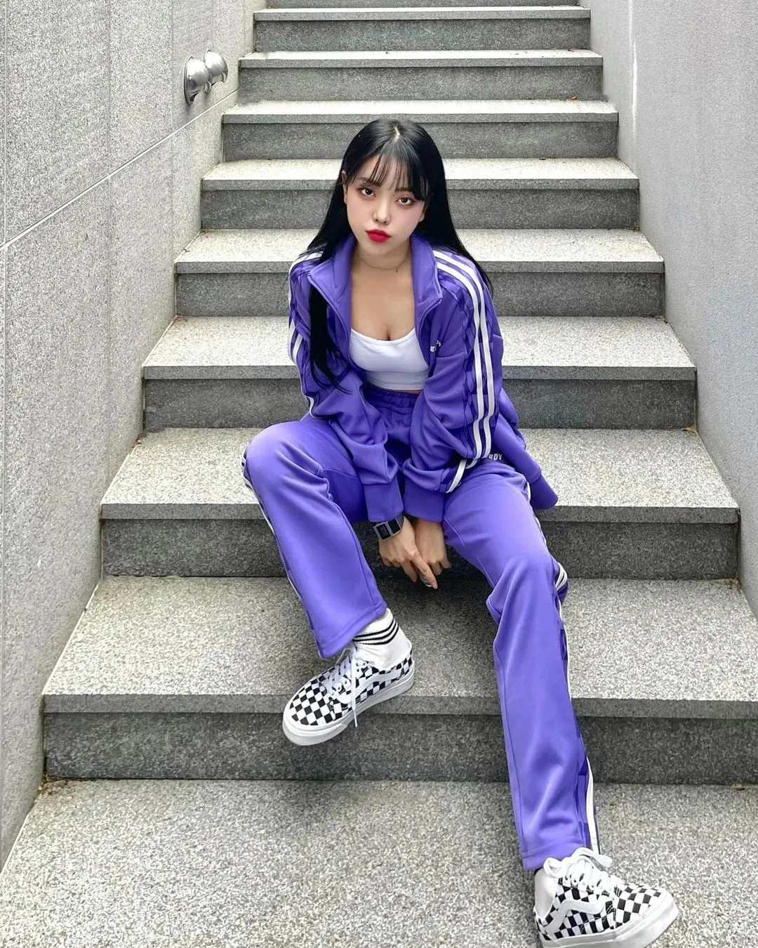 韩国最美摄影师,从幕后到台前,窈窕身段,玲珑曲线,让人神往 | 黑料正能量