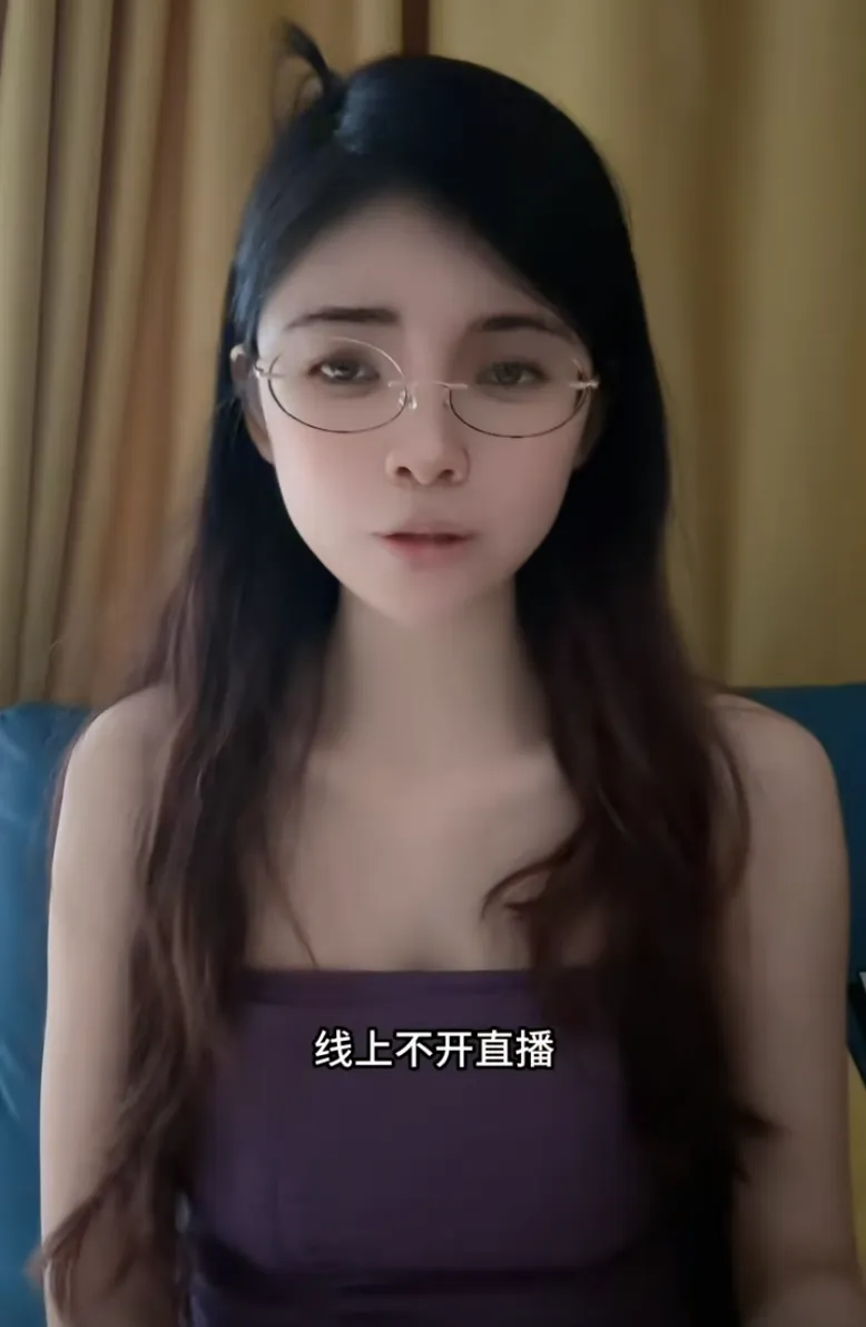 狗头萝莉夜市摊位“煎饼狗子”曝光后,煎饼机遭人恶意破坏 | 黑料正能量