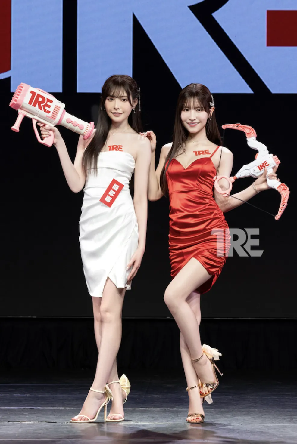 食在不一样!新ありな(新有菜)和桜空もも(樱空桃)最大的差别是? | 黑料正能量