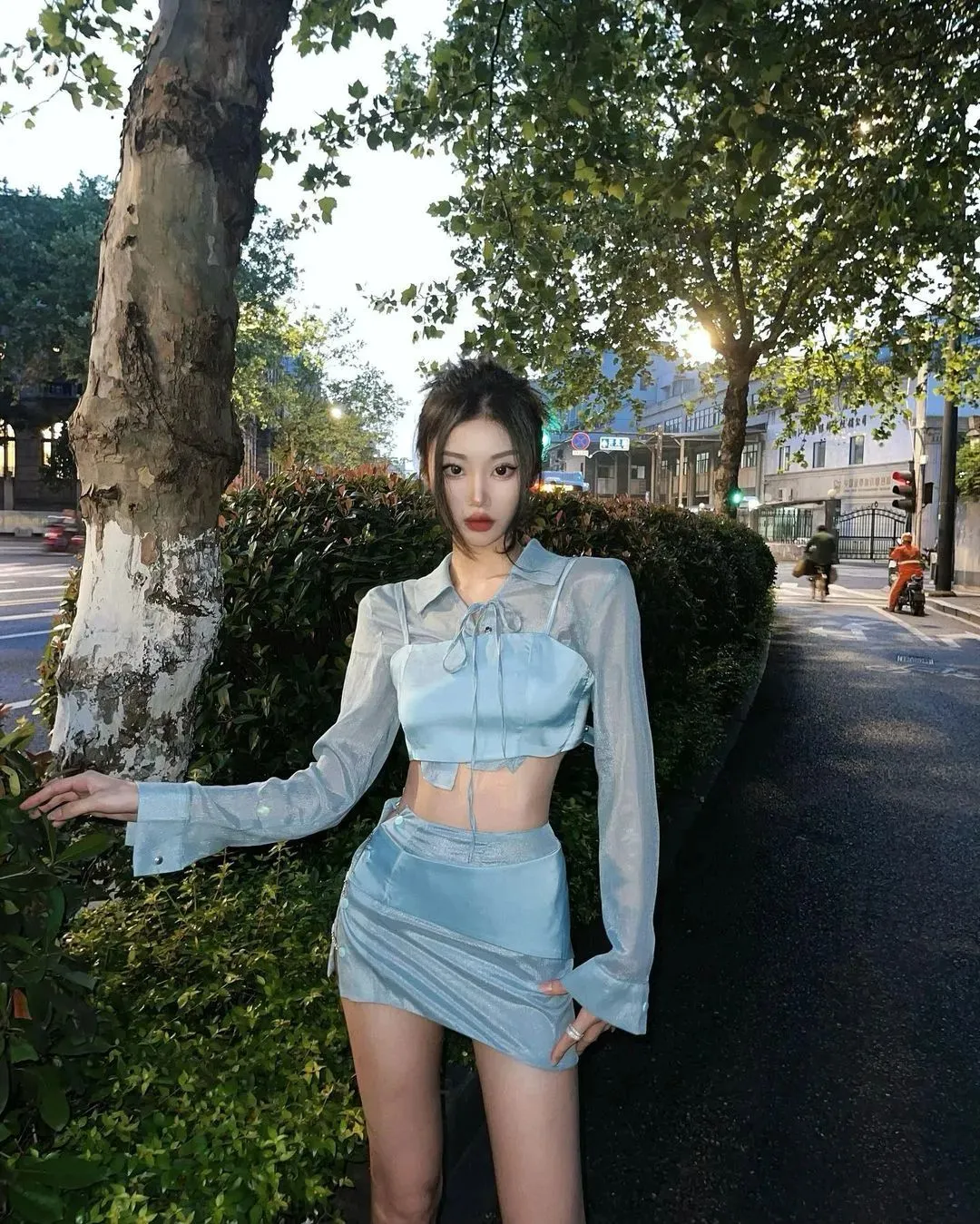 国产网红Audreyz,钟爱黑丝御姐风(附生活照写真图片) | 黑料正能量