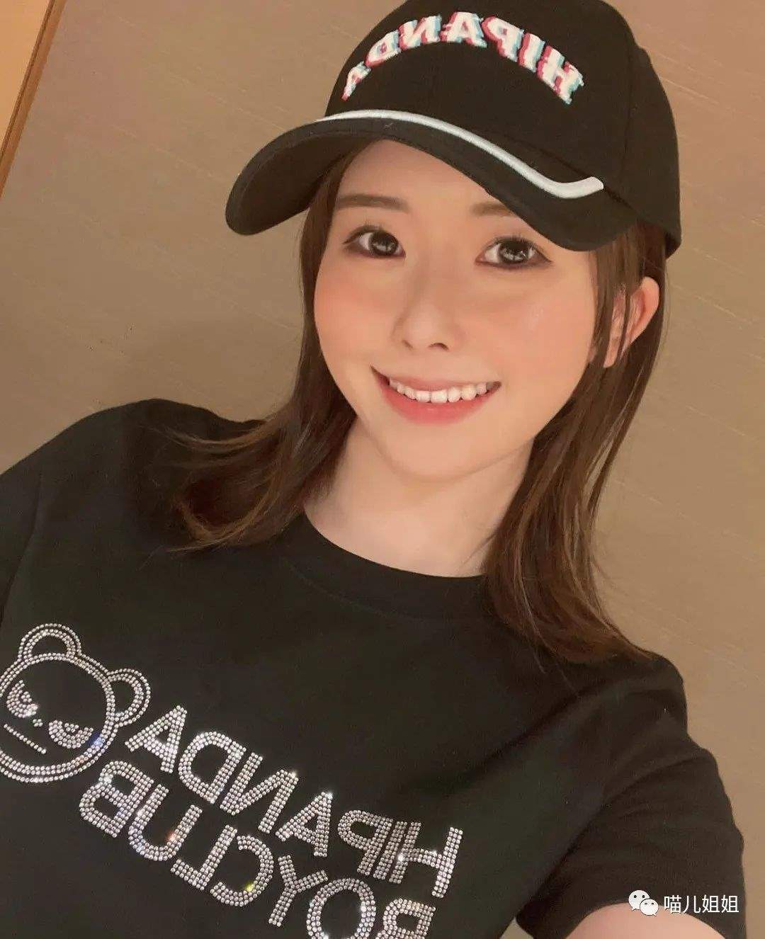 车牌番号小编作品:明日见未来,暗黑界最有青春气息的偶像 | 黑料正能量