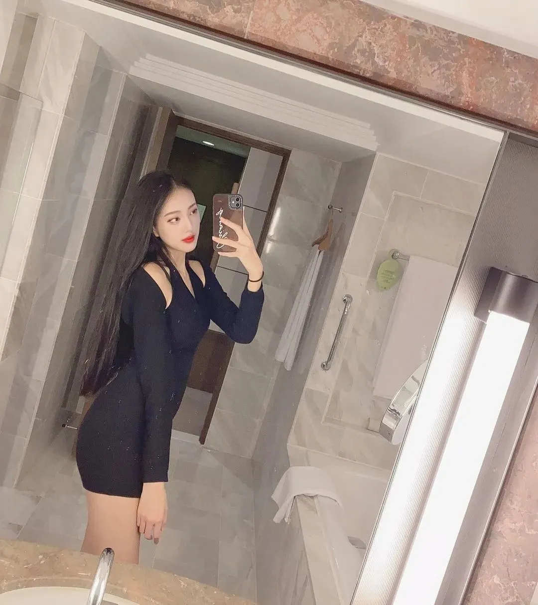 ins台湾网红chiangbbbb个人资料介绍(附生活照写真图片) | 黑料正能量