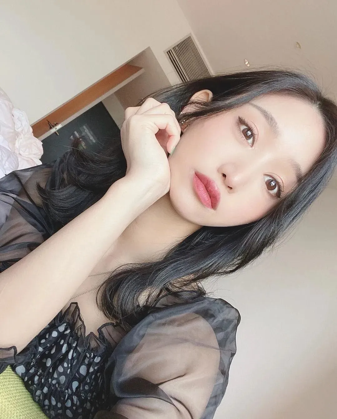 星奈爱—业界劳模,出道两年作品超过300部! | 黑料正能量