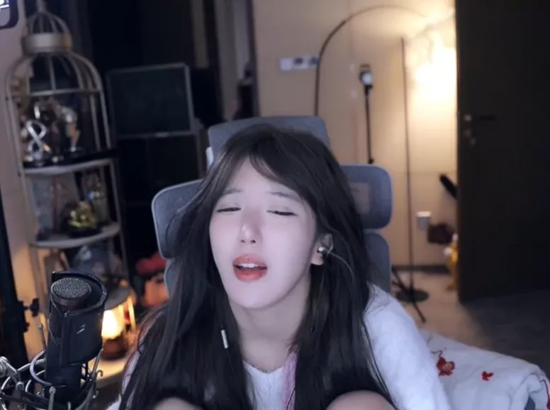 直播8年买套房不过分,呆妹儿全款拿下4层别墅,总价没超过千万 | 黑料正能量