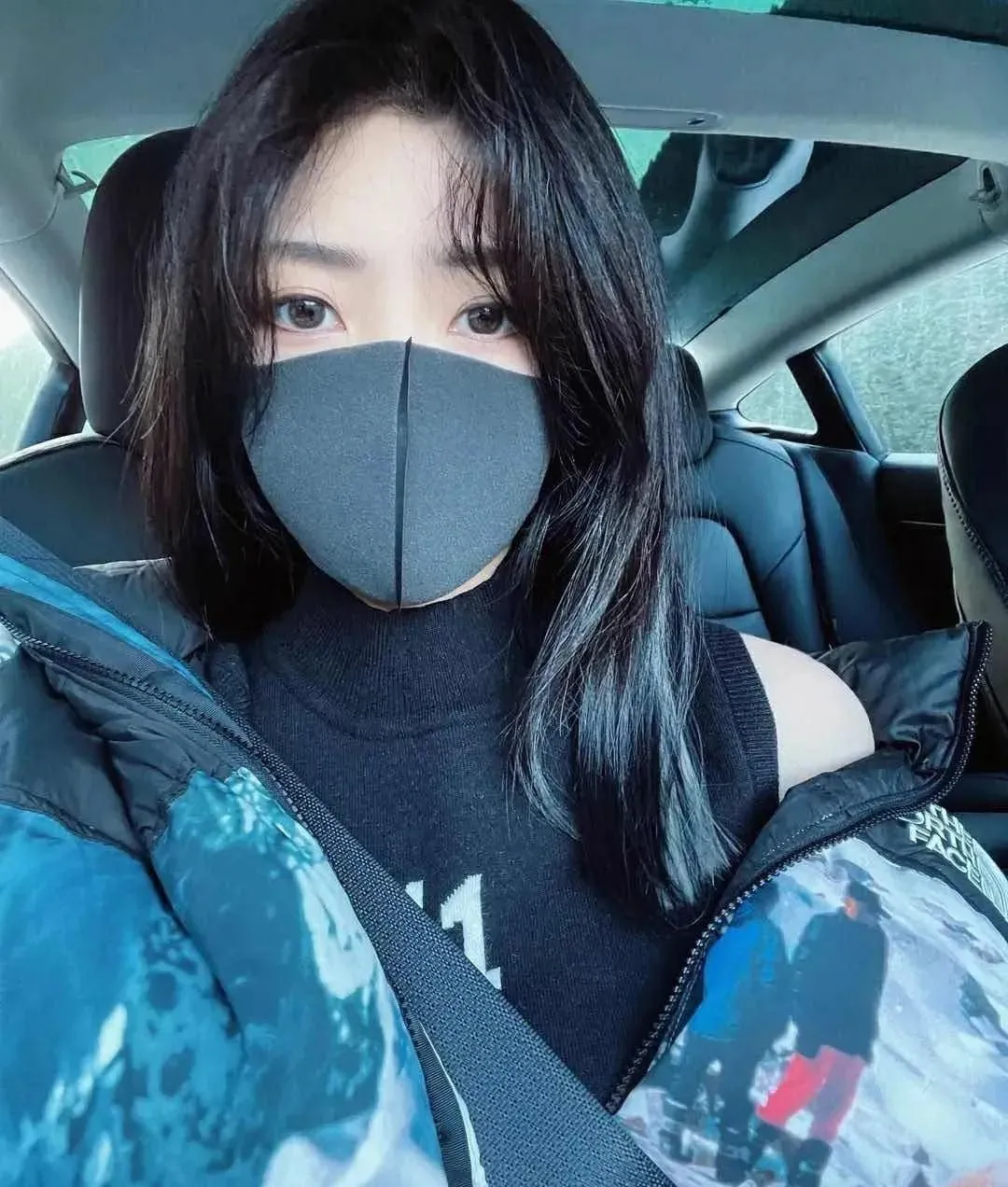 玩偶姐姐HongKongDoll的新作品《流》网友的评论绝了!! | 黑料正能量