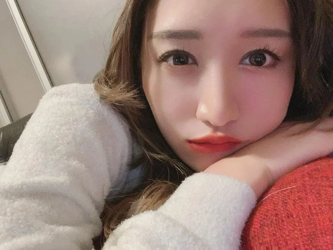 星奈爱—业界劳模,出道两年作品超过300部! | 黑料正能量