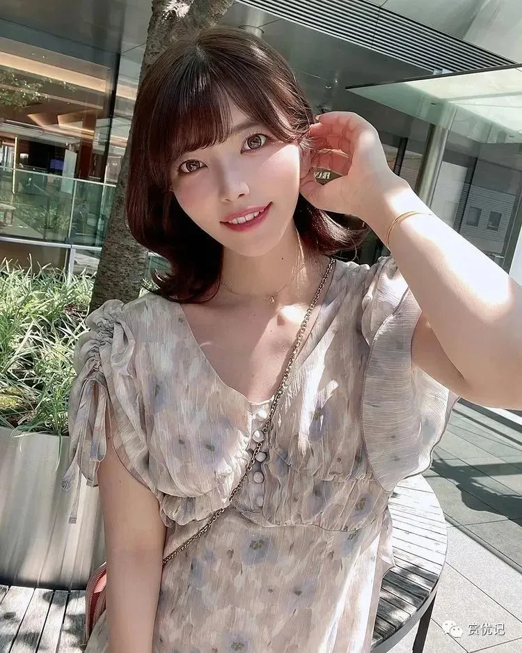 上原亚衣—出道仅两年就成为DMM第一女优 | 黑料正能量