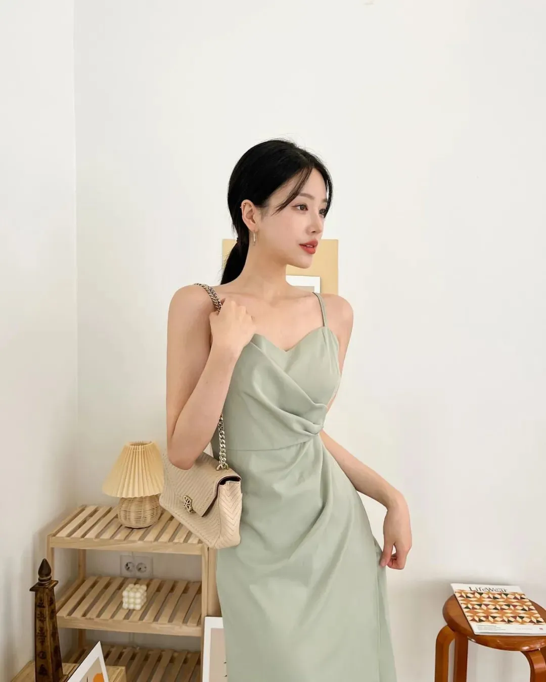 韩国网红sys,不畏世俗,婚后大胆秀身材,自立自强,开店当老板娘 | 黑料正能量