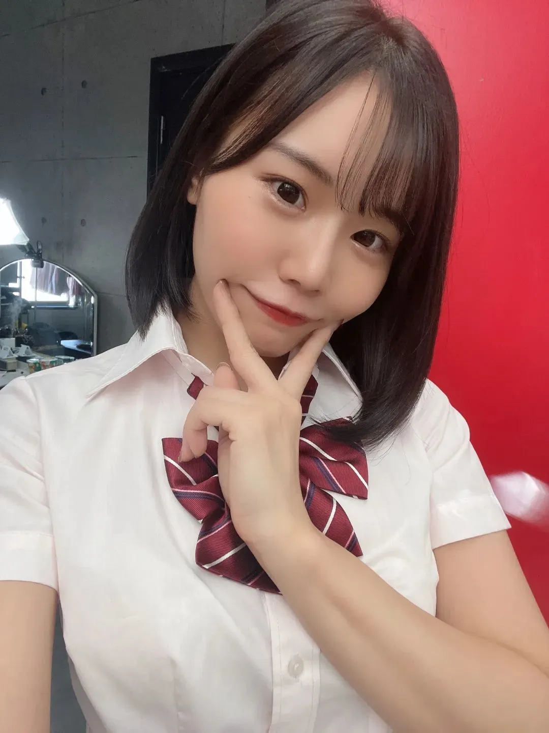 车牌番号小编作品:本乡爱,国际选美的日本代表二阶堂梦 | 黑料正能量