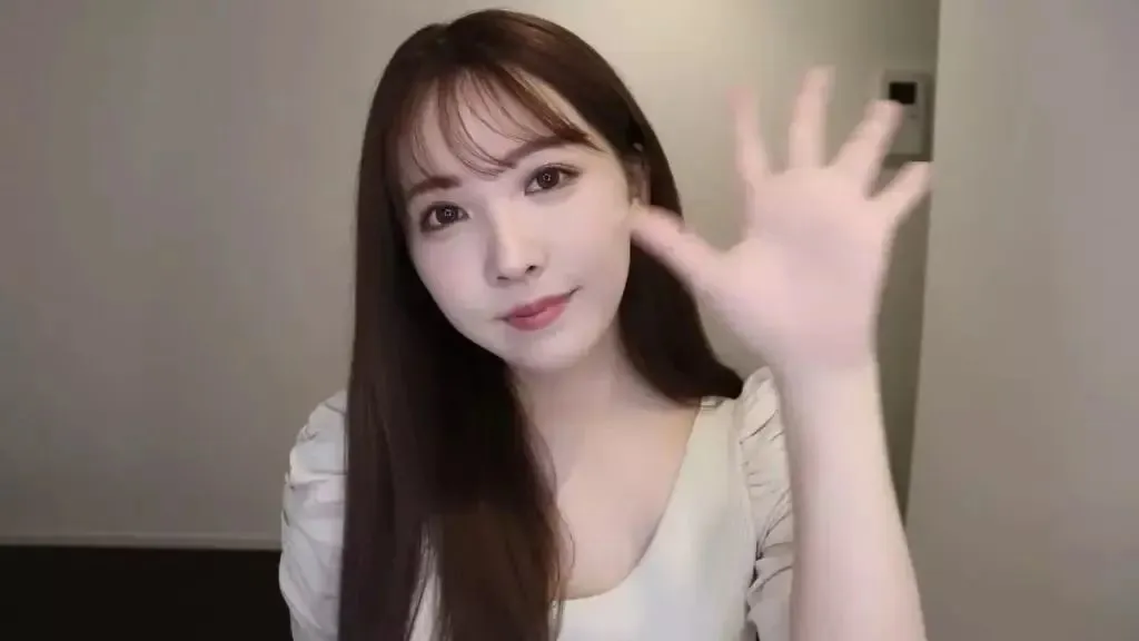 三上悠亚宣布引退惹得集体宅男回忆杀!三上悠亚退圈的原因分析 | 黑料正能量