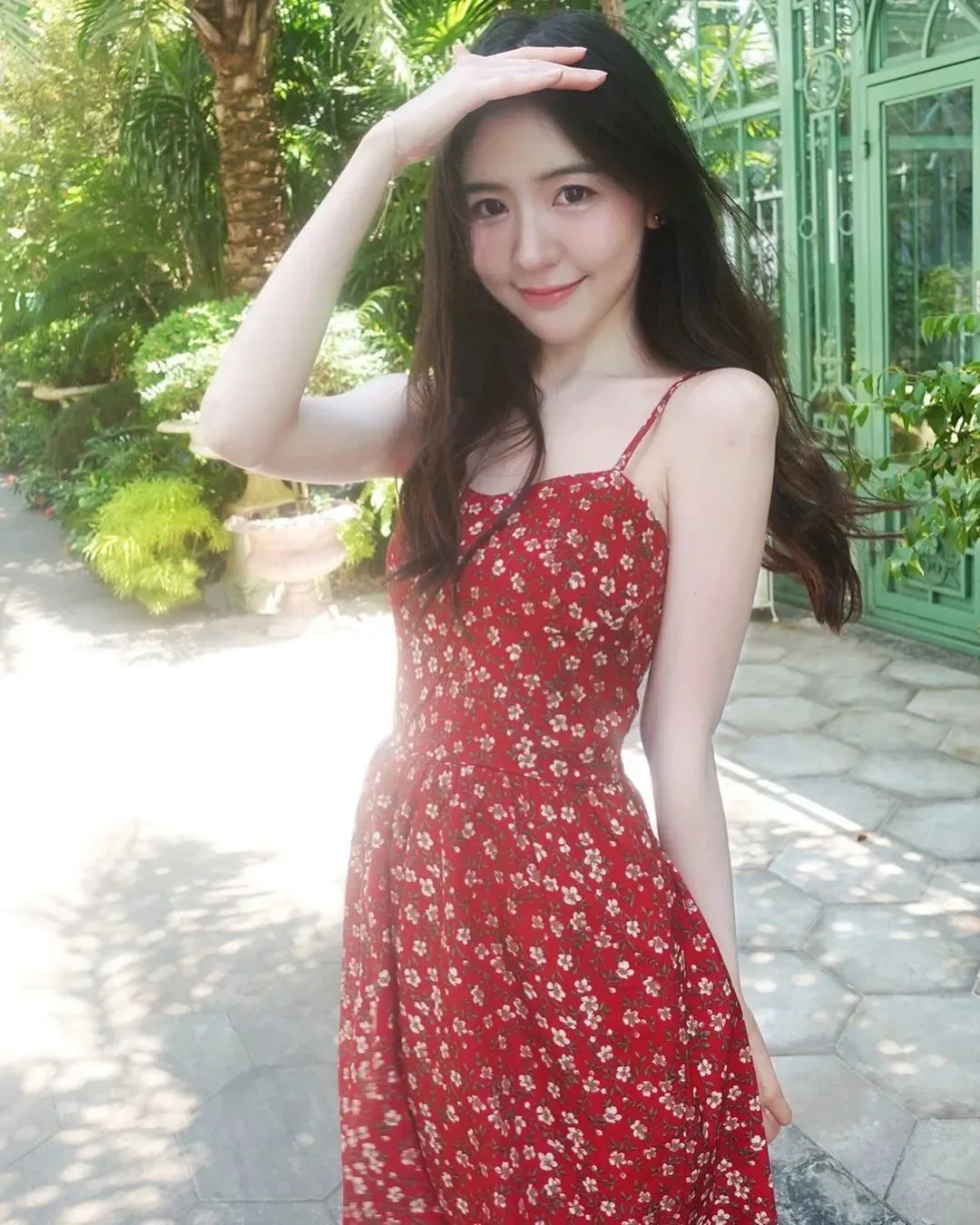 马来网红张安琪,白皙皮肤,饱满身材,才貌双全,火到中国 | 黑料正能量