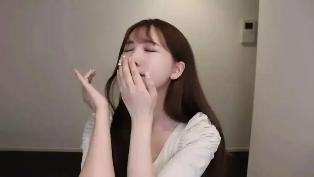 三上悠亚宣布引退惹得集体宅男回忆杀!三上悠亚退圈的原因分析 | 黑料正能量