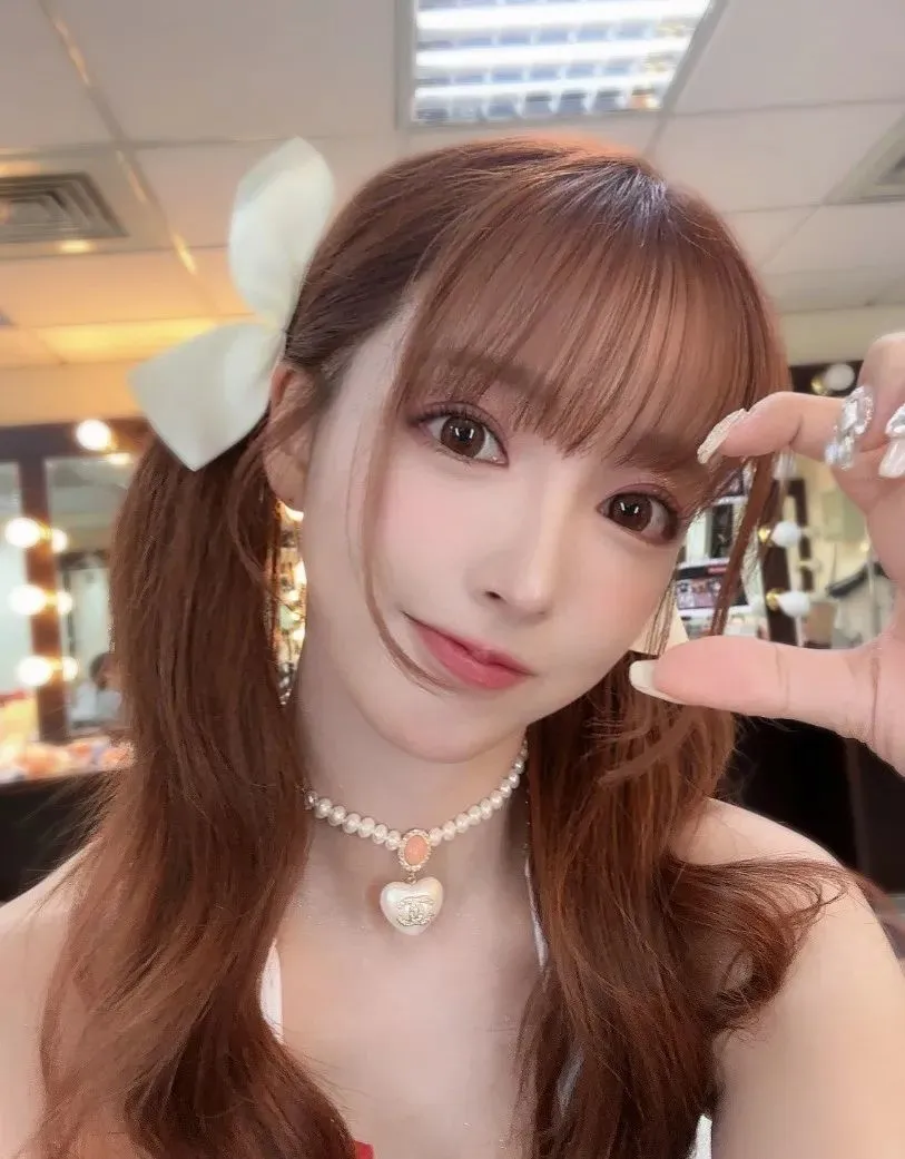 三上悠亚台北成人展晒照,现场多图流出! | 黑料正能量