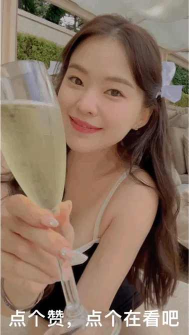 韩国百万粉丝网红荷娜:气质出众,饱满身材(附个人资料写真图片) | 黑料正能量