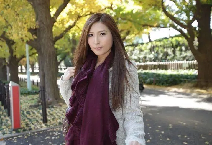 时隔8年,2023年情人节!椎名由奈 madonna复活! | 黑料正能量