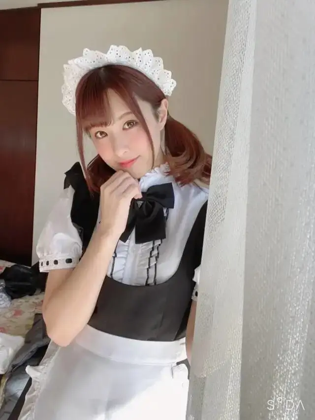 现役女子大学生,艺能偶像二宫光粉嫩可爱! | 黑料正能量