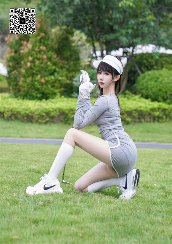 秀人模特波巧酱资料介绍(这球打得让人分心)