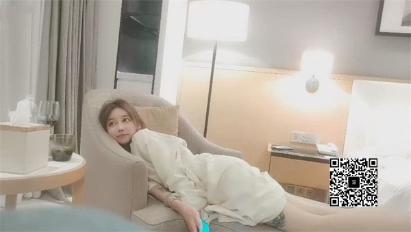 云南别克君威车模李甜甜下海事件(确实勾魂)