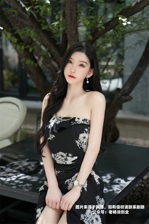 模特周于希资料介绍(身材确实好)