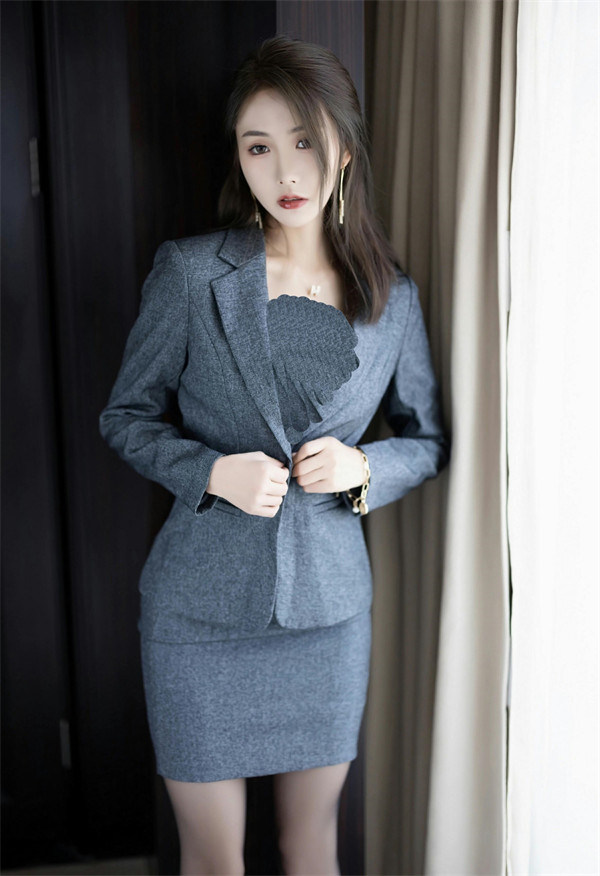 秀人网苏苏阿资料介绍(这套纯欲天花板照片无敌)