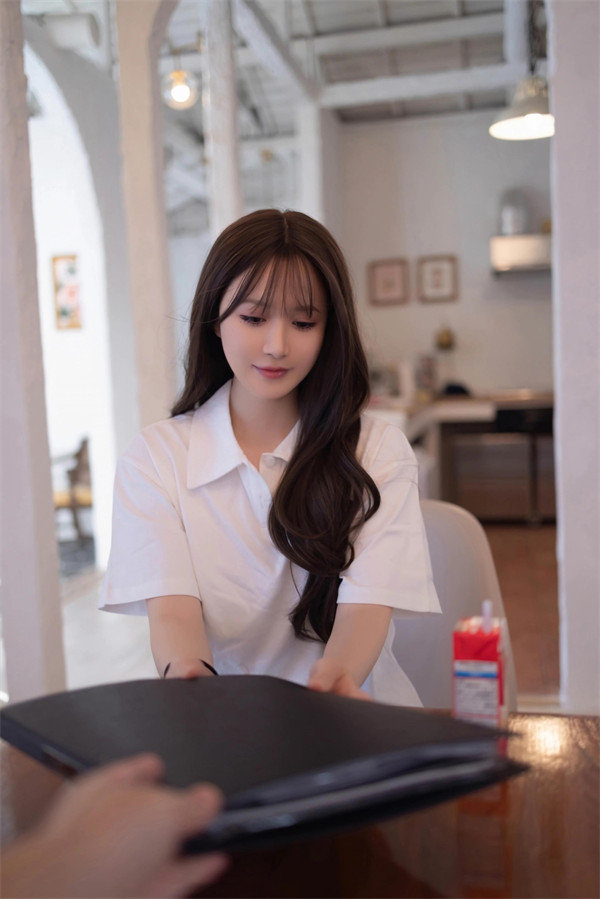 秀人网豆瓣酱资料介绍(别看年纪小特点就是大)