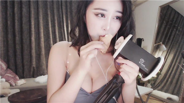 主播好H好的福利视频被曝光(光听声音就受不了)